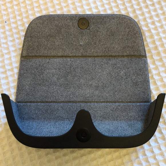 Bose Bluetooth sunglasses - Picture 7 of 8